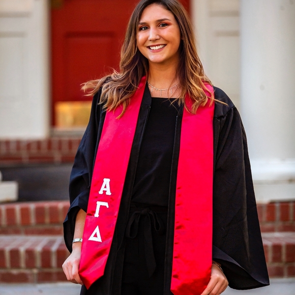 Meet your Posher, Allison - Picture 3 of 3